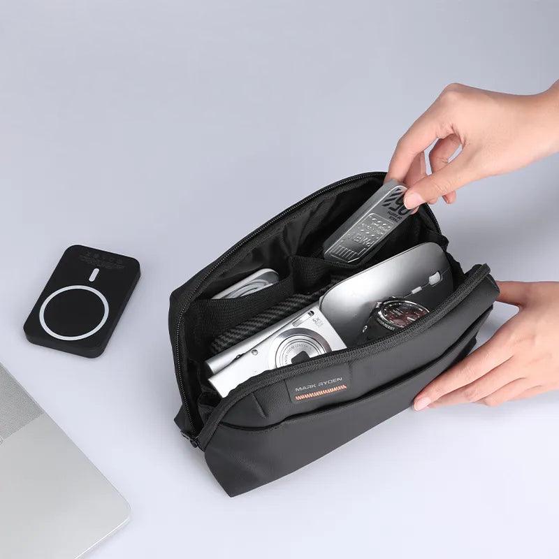 Mark Ryden MR3102 Portable Tech Storage Bag - product details in use - b.savvi